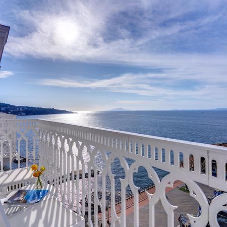 Hotel Mediterraneo Sant'Agnello Esterno foto