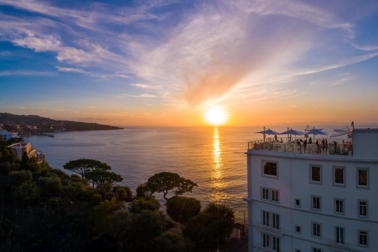 Hotel Mediterraneo Sant'Agnello Esterno foto