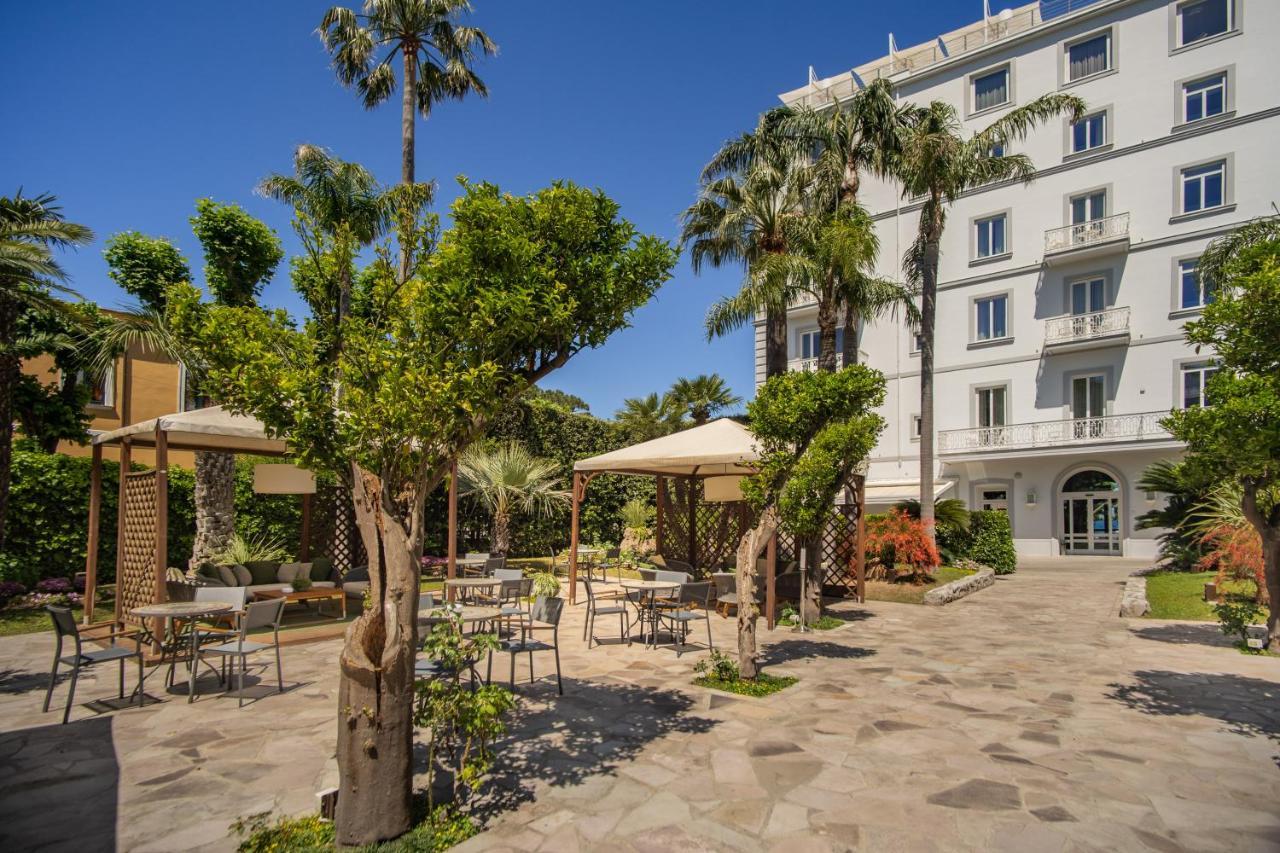 Hotel Mediterraneo Sant'Agnello Esterno foto