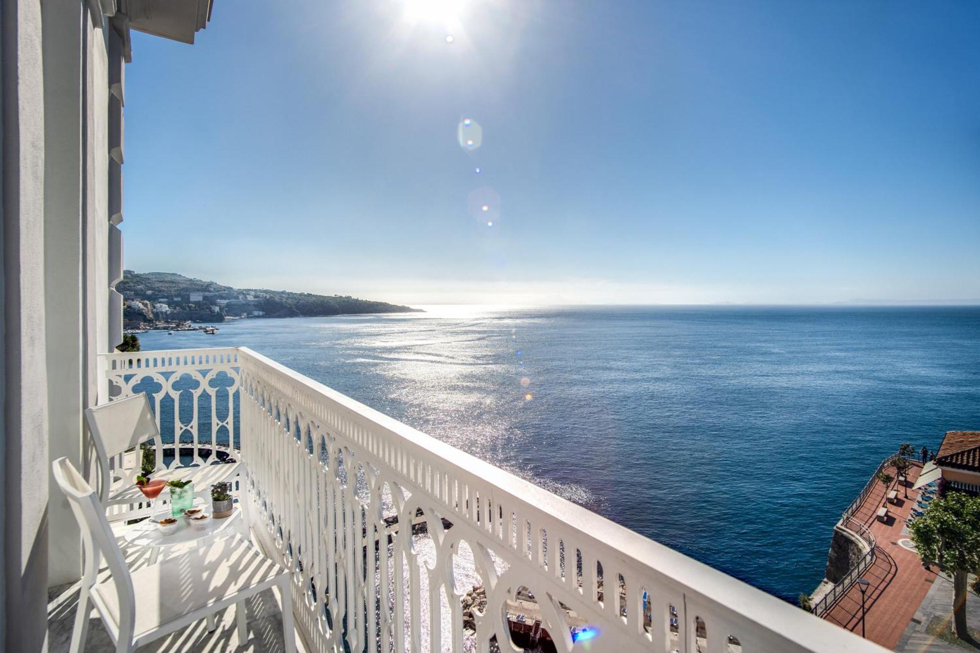 Hotel Mediterraneo Sant'Agnello Esterno foto