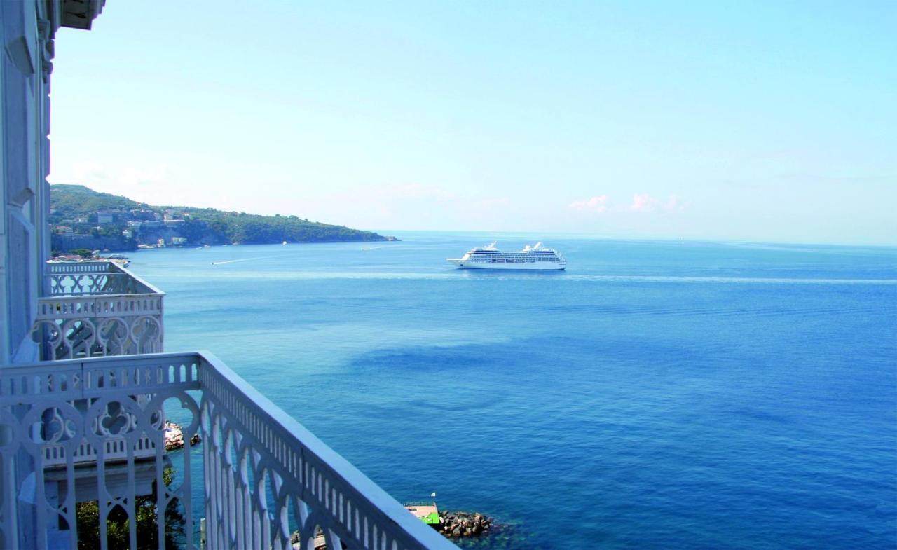 Hotel Mediterraneo Sant'Agnello Esterno foto